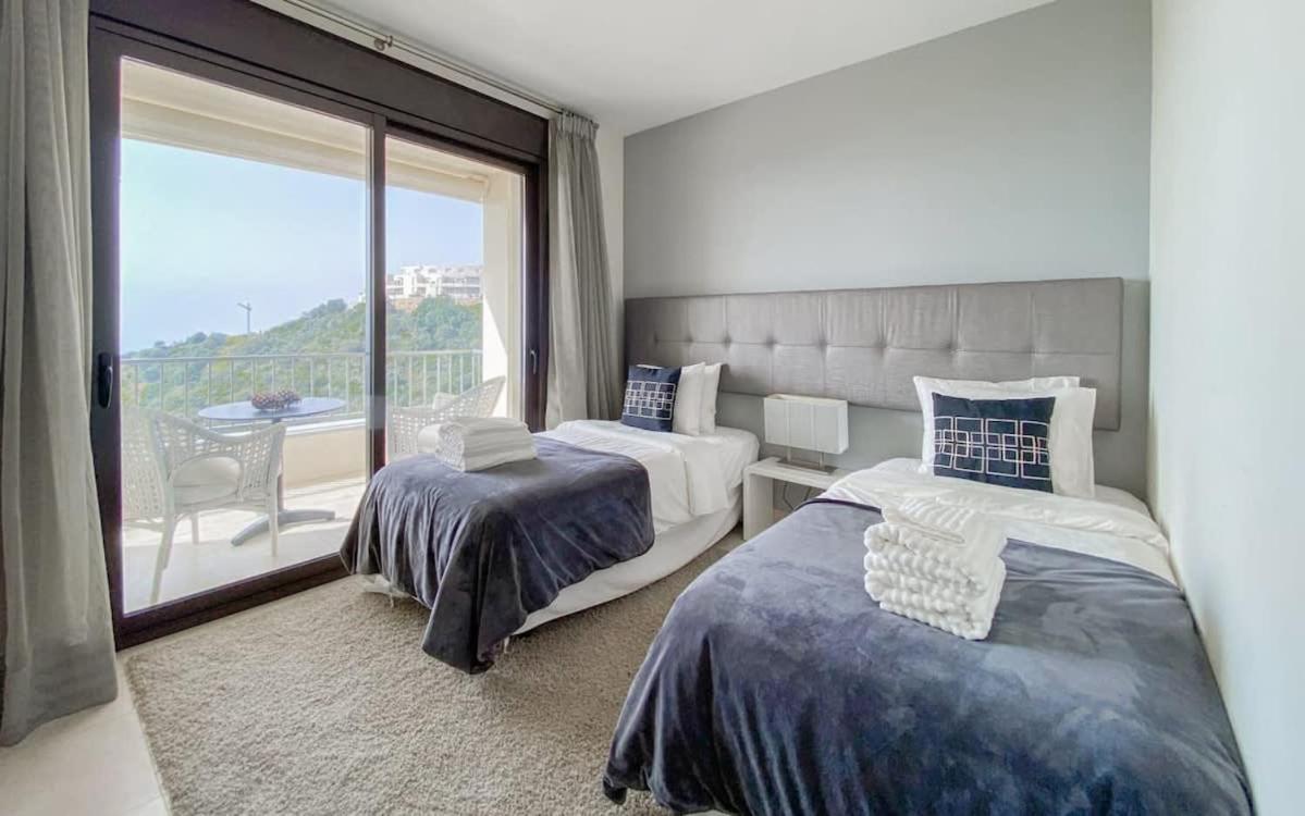 Samara 20 Luxury Gym Pools Panoramic Views Apartemen *
