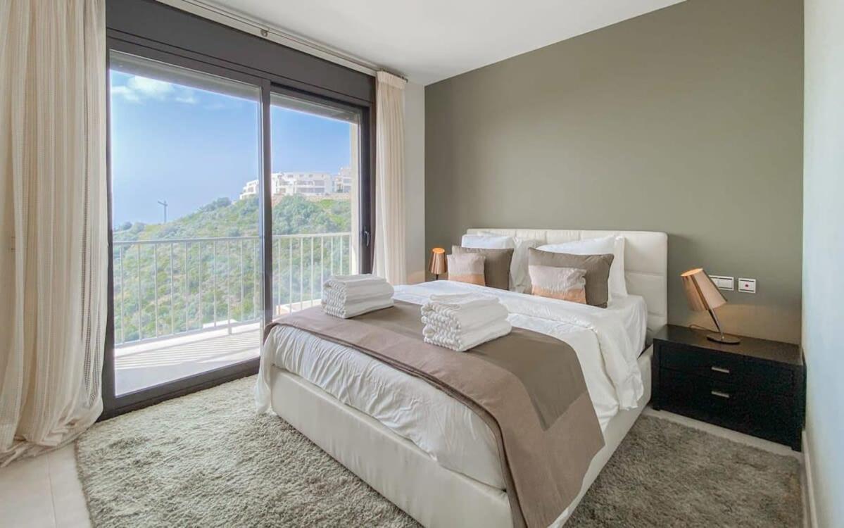 Samara 20 Luxury Gym Pools Panoramic Views Apartment