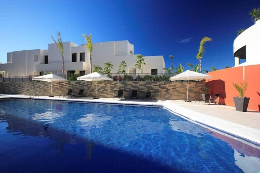 Samara 20 Luxury Gym Pools Panoramic Views Apartment